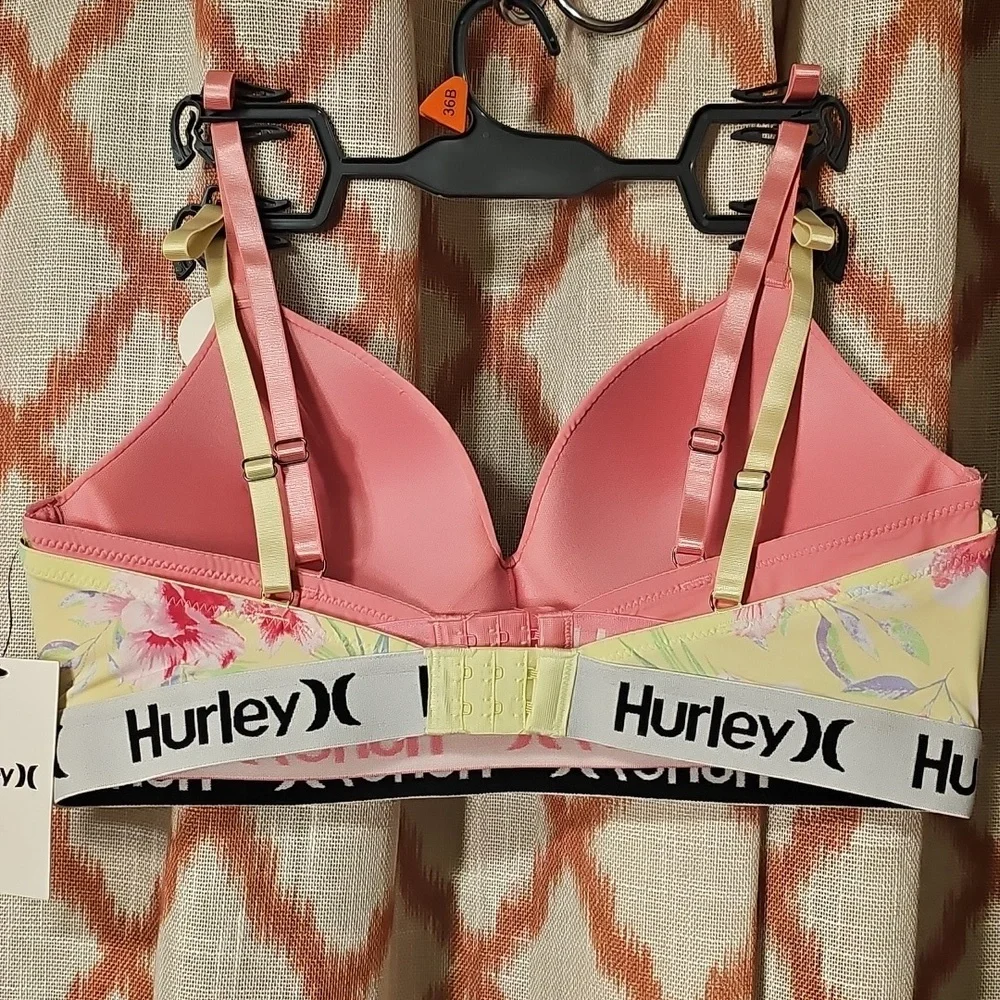 2 Hurley Wire Free Bra - Picture 5 of 5
